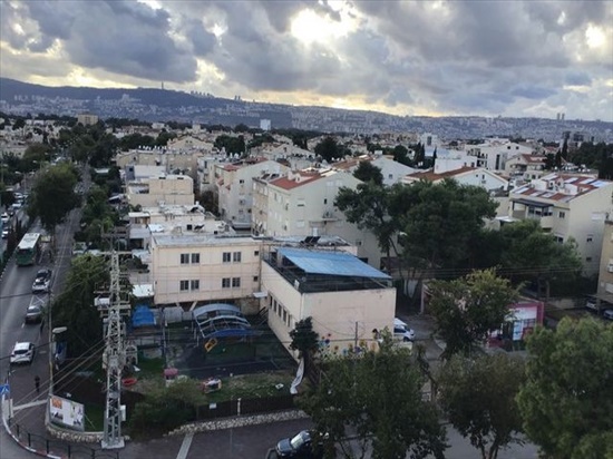 דירה למכירה 4 חדרים בחיפה משה שרת 79 קרית חיים 
