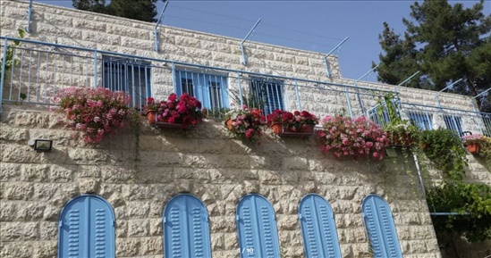 בית פרטי למכירה 9 חדרים בירושלים גבעת היונים 2 
