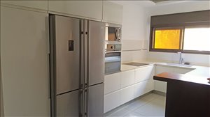 דירה למכירה 3.5 חדרים בחיפה הלל 