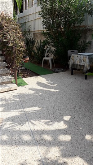 דו משפחתי למכירה 4 חדרים בהרצליה החרמון 