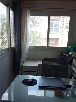 דירה למכירה 2.5 חדרים בירושלים שושנה פוליאקוב קרית משה 