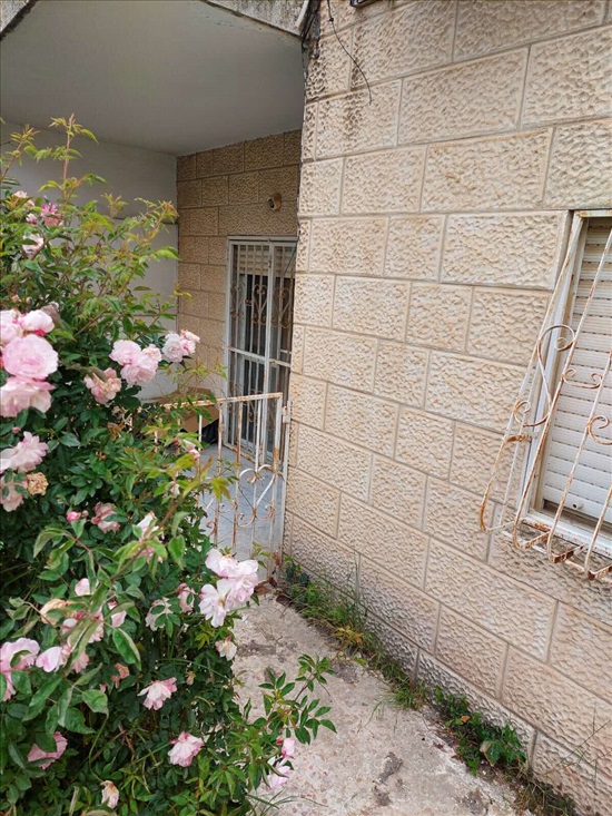 תמונה 4 ,דירה 2 חדרים למכירה בירושלים בית וגן בית וגן