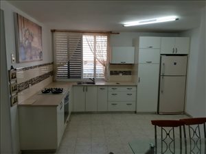 דירה למכירה 4 חדרים באילת צין 