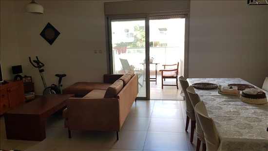 תמונה 4 ,דירה 4 חדרים למכירה באריאל רמת הגולן אזור ה
