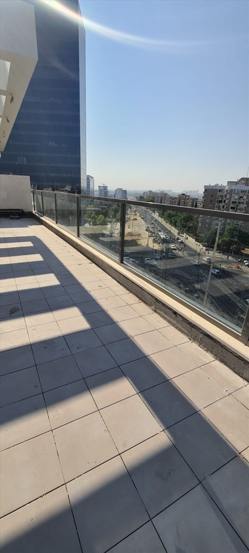 תמונה 2 ,פנטהאוז 4 חדרים למכירה בחולון, מעלות, קרית שרת