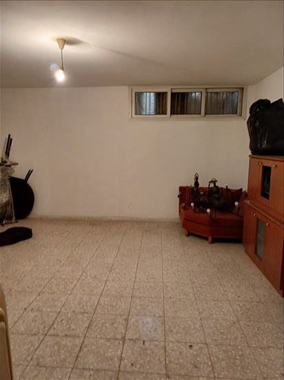 תמונה 8 ,וילה 8 חדרים למכירה ברחובות הרב זכריה מדאר שרונה