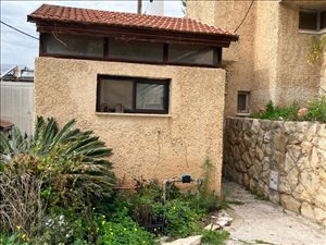 בית פרטי למכירה 4.5 חדרים בנווה אילן אל גינת אגוז 