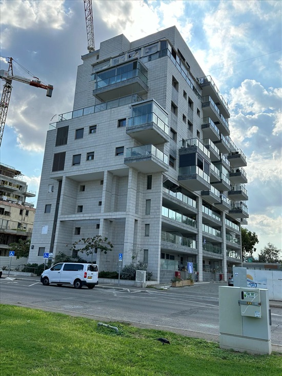 תמונה 1 ,דירה 4 חדרים למכירה בחיפה שדרות מח"ל קריית ים