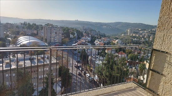 תמונה 2 ,דירה 6 חדרים למכירה בירושלים טהון קרית יובל