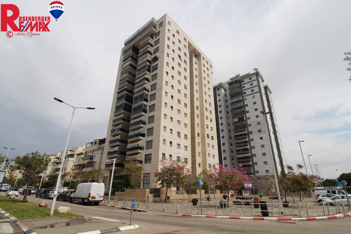 תמונה 1, דירה 5 חדרים למכירה בבת ים, אנה פרנק 14, רמת הנשיא