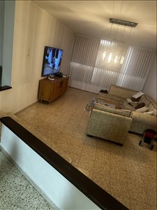 דירה למכירה 5.5 חדרים באשקלון שדרות ירושלים ברנע 