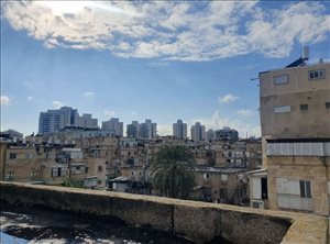 דירה למכירה 5 חדרים בבני ברק הרב יצחק נסים קרית ויז'ניץ 