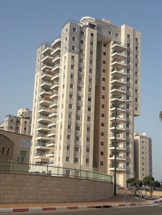 תמונה 2, פנטהאוז 5 חדרים למכירה באור עקיבא, הר סיני 2, היובל