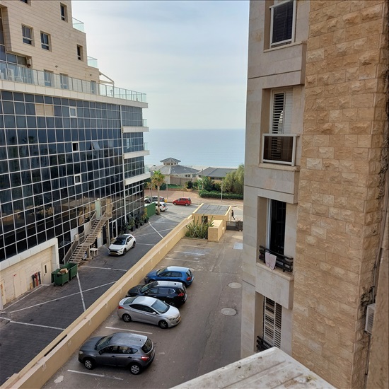 תמונה 1, דירה 3 חדרים למכירה בנתניה, שדרות ניצה, צפון