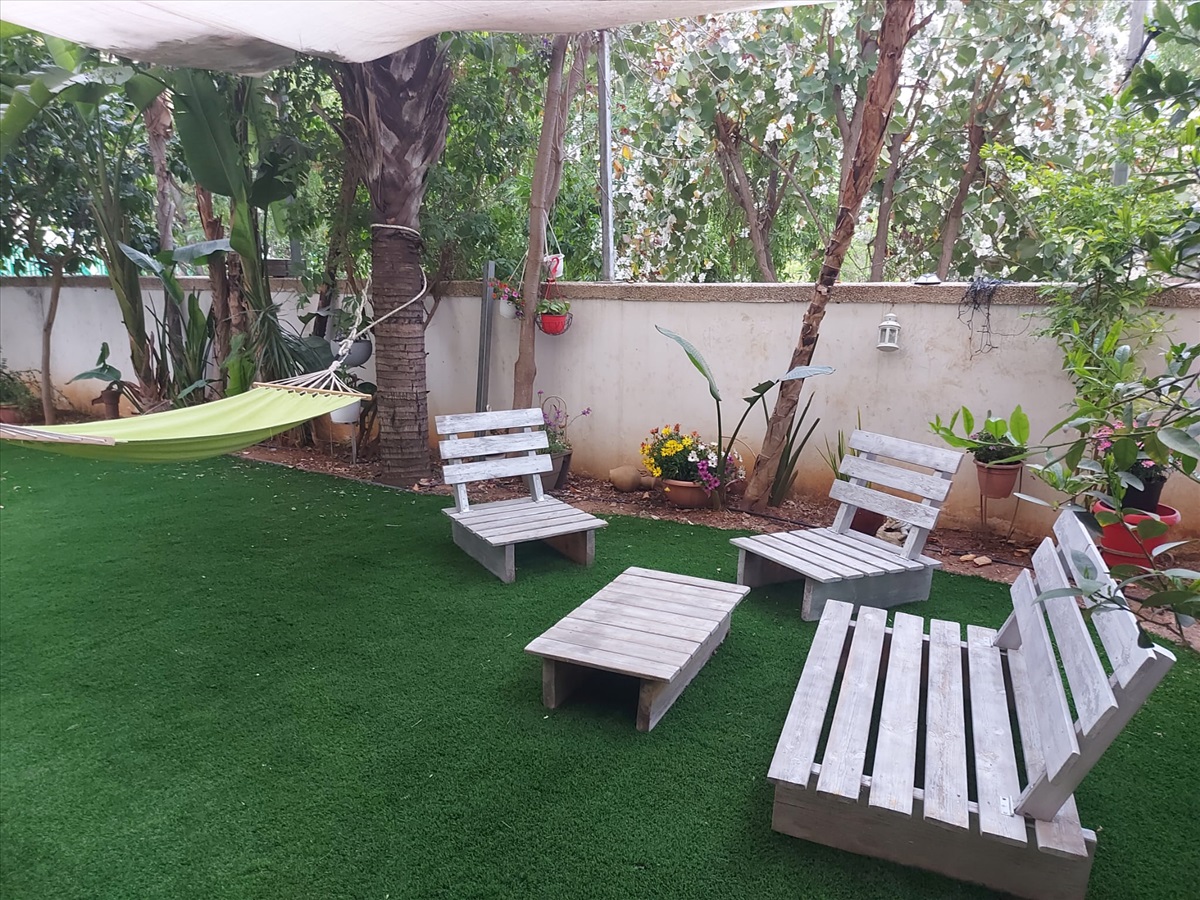 תמונה 1, דירת גן 4 חדרים למכירה ברחובות, הר הצופים, רחובות ההולנדית