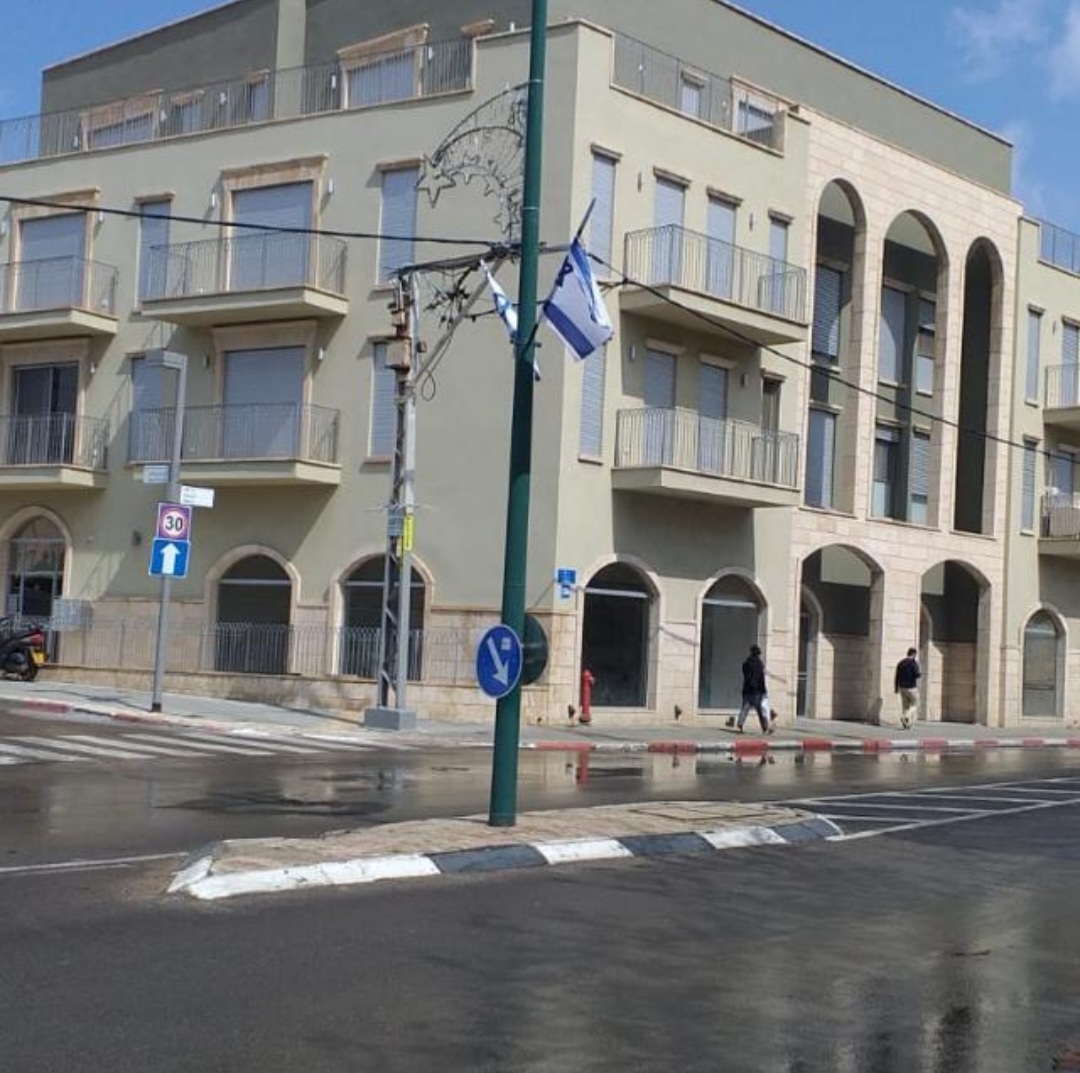 תמונה 1, דירה 4 חדרים למכירה בתל אביב יפו, יאנוש קורצאק, עגמי