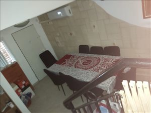 בית פרטי למכירה 4 חדרים ביוקנעם יפה נוף 