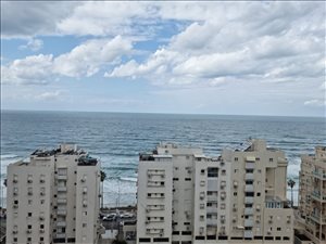 דירה למכירה 4 חדרים בבת ים נויקלן 