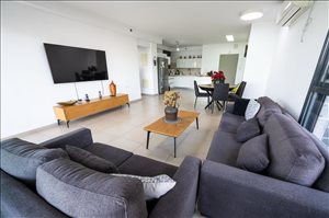 דירה למכירה 4.5 חדרים בפתח תקווה מבצע דקל נווה גן 