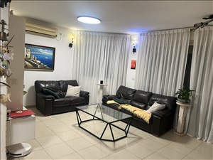 קוטג למכירה 7 חדרים בנתניה עמק חפר 17 צפון  