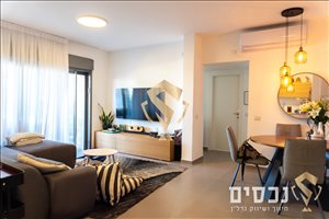 דירה למכירה 3 חדרים בהרצליה הרב עובדיה יוסף 5 