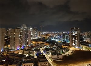 דירה, 5 חדרים, אהרון כצנלסון, פתח תקווה  
