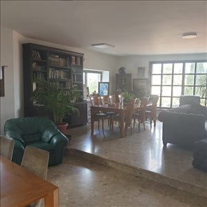 בית פרטי למכירה 7 חדרים בנשר גבעת נשר 
