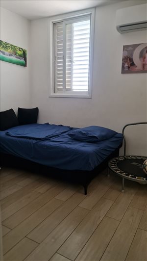 דירה למכירה 4 חדרים בבת ים התבור רמת הנשיא 