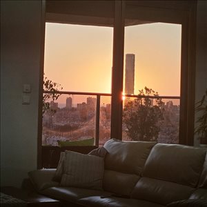 דופלקס למכירה 6 חדרים בחולון מנחם בגין 