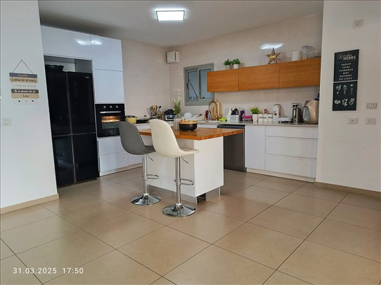 תמונה 2 ,דירה 5 חדרים למכירה בטירת כרמל, היסעור, החותרים