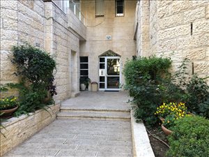 דירה למכירה 3 חדרים בירושלים משה קול 