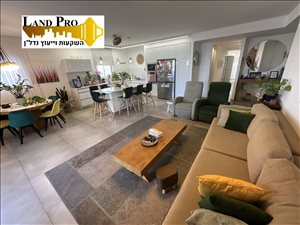 דירה למכירה 4 חדרים בראשון לציון הנורית 