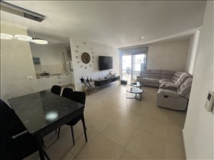 דירה למכירה 4 חדרים באשקלון שדרות דוד בן גוריון 