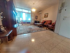 דירה למכירה 3.5 חדרים בראשון לציון אוסישקין 