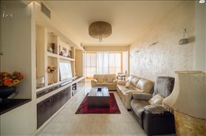 דירה למכירה 4.5 חדרים בפתח תקווה חפץ חיים המרכז השקט 