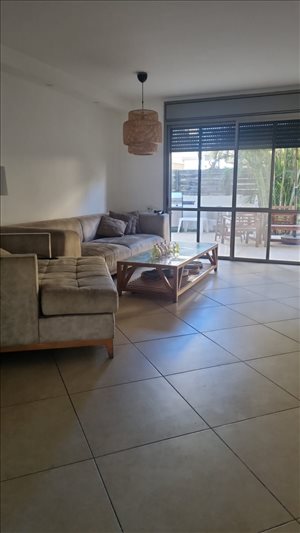 דו משפחתי למכירה 6 חדרים בגן יבנה הטל 