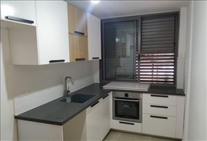 דירה למכירה 4 חדרים בבת ים הנביאים 47 דרום מערב 