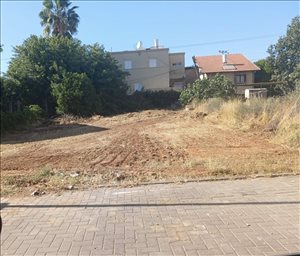 מגרש למגורים למכירה 1 חדרים ביהוד מונוסון שז''ר 