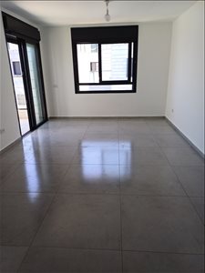 דירה למכירה 2.5 חדרים ברמלה רפאל איתן  
