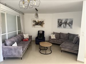 טריפלקס למכירה 5.5 חדרים בקרית ביאליק אשל 