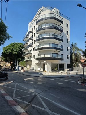 דירה למכירה 4 חדרים בראשון לציון הירדן 