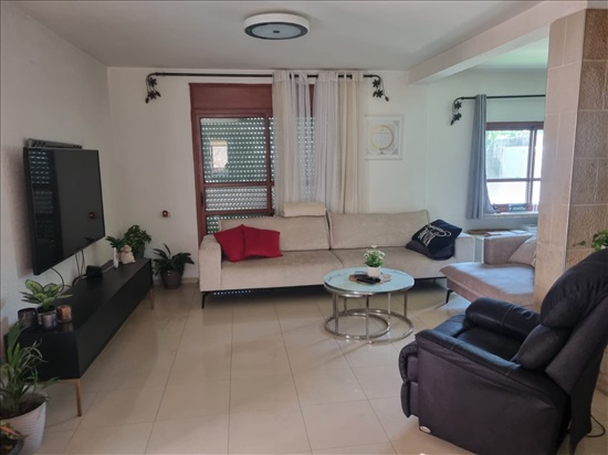 תמונה 3, דו משפחתי 6 חדרים למכירה בטבריה, דובדבן, מורדות טבריה