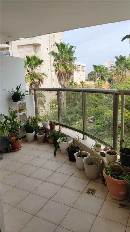 תמונה 3, דירה 4 חדרים למכירה בקרית מוצקין, יצחק בן צבי, נווה גנים