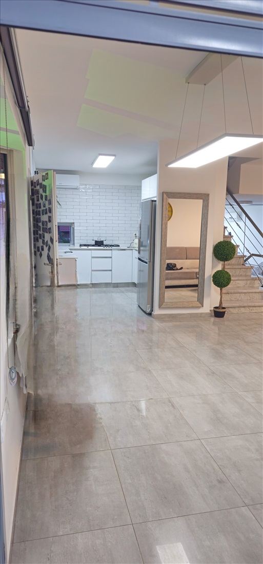 תמונה 2, בית פרטי 7 חדרים למכירה בראשון לציון, האילתית, נווה ים