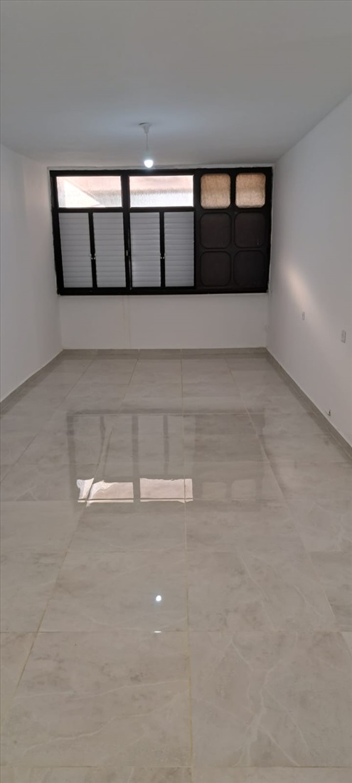 תמונה 2 ,דירה 5 חדרים למכירה באשקלון, דוד רזיאל, רמת אשכול