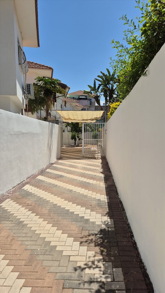 תמונה 4 ,בית פרטי 8 חדרים למכירה בחדרה, נורדאו, מרכז העיר