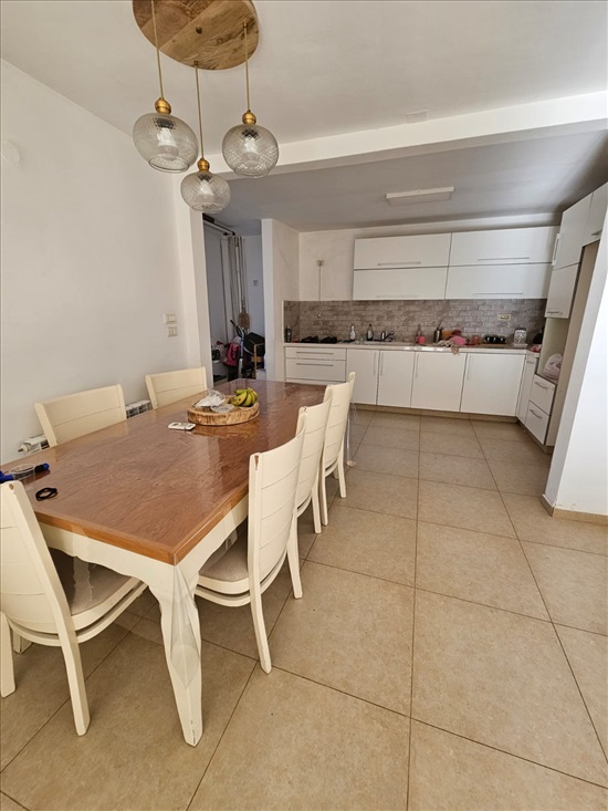 תמונה 5 ,דירת גן 4 חדרים למכירה בגבעת זאב, יהושע בן נון, המכבים
