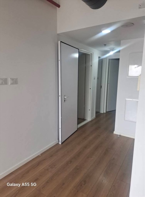 תמונה 4 ,דירה 3 חדרים למכירה ברחובות, הרצל, צפון