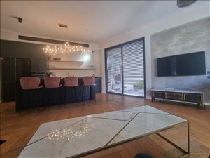 דו משפחתי למכירה 8 חדרים בהרצליה  ארלוזורוב 