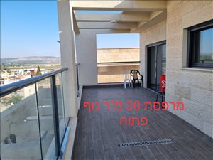 מיני פנטהאוז למכירה 4 חדרים בקרית אתא כיכר בני ברית 4 